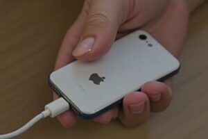 iPhone nagrzewa się podczas ładowania MagSafe